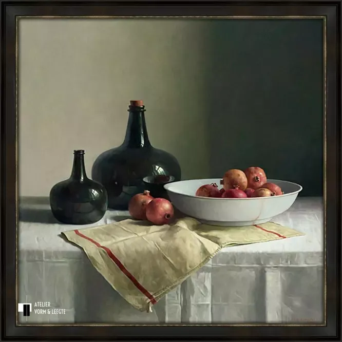 Stilleven met granaatappels op chinese schaal - Henk Helmantel - in sierlijst Epoque 50mm zwart-zilver