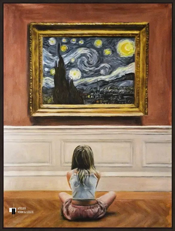 Watching van Gogh Starry Night I - Escha van den Bogerd - in baklijst Atelier zwart 10mm