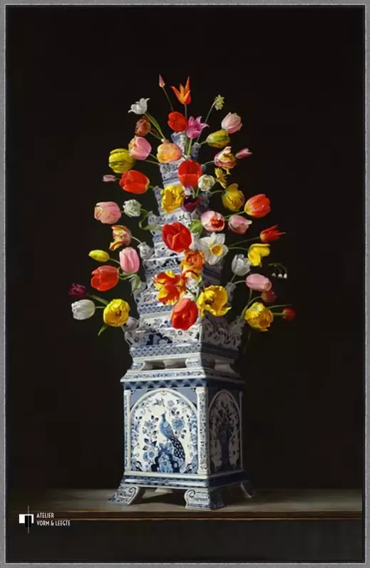 Tulpenvaas - Roman Reisinger - in baklijst Atelier zwart-zilver 10 mm