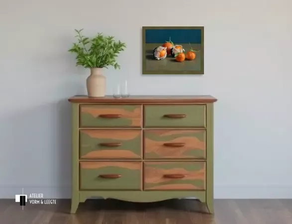 Sinaasappels en mandarijnen van Henk Helmantel aan de wand - in Landscape lijst