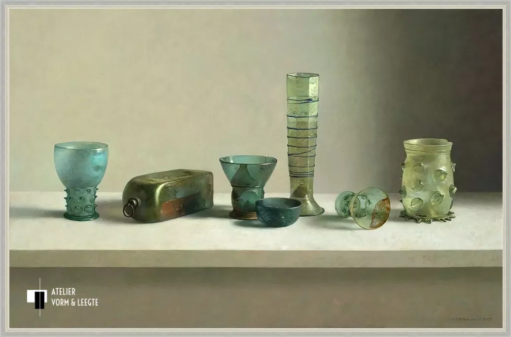 Europees archeologisch glas - Henk Helmantel - in baklijst Shape wit-zilver 8mm